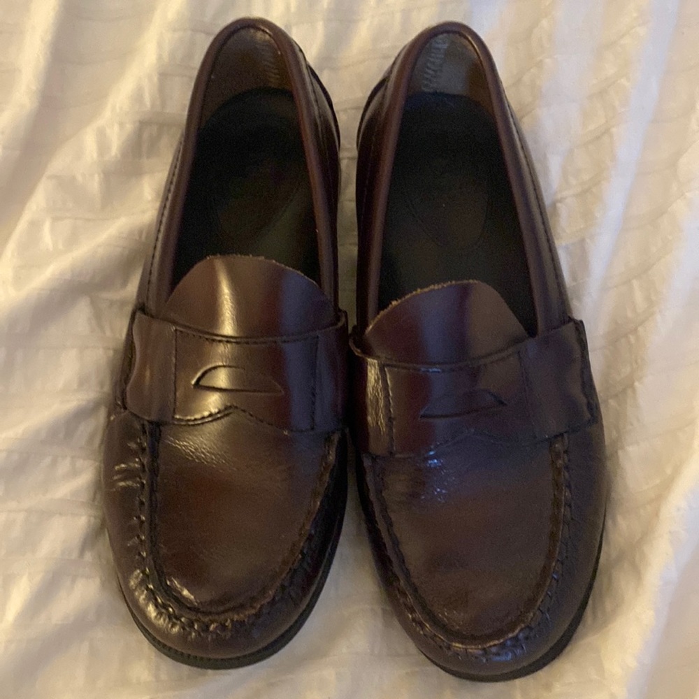 Boys size 1 spare penny loafer style shoes. Worn 1 time